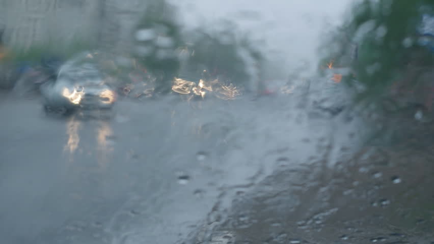 Rain On Car Front Window.driving 스톡 동영상 비디오(100% 로열티 프리) 2381153