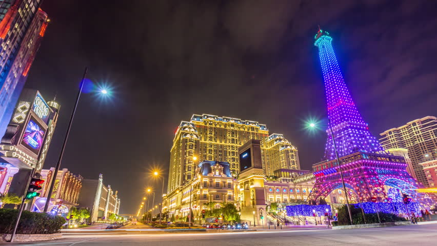 night paris style macau taipa famous hotel tower panorama 4k time lapse china
