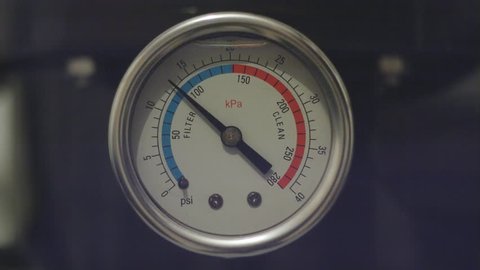 Water pressure gauge arrow down