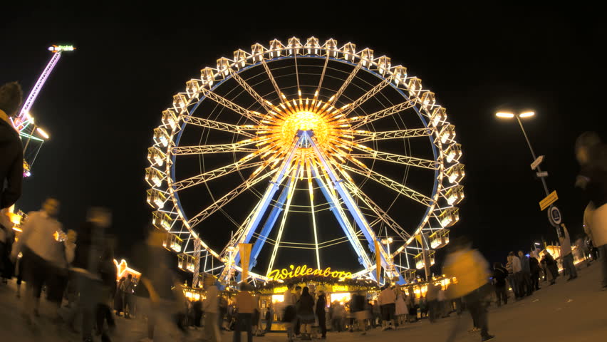 MUNICH - SEP 23: Timelapse of the high ferry wheel at the Oktoberfest in the