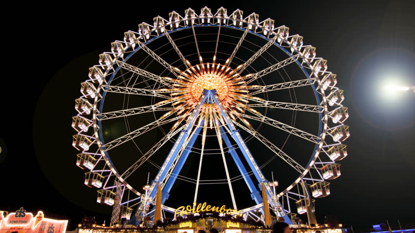 MUNICH - SEP 23: Timelapse of the high ferry wheel at the Oktoberfest in the