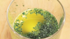 Liquid butter with garlic and parsley