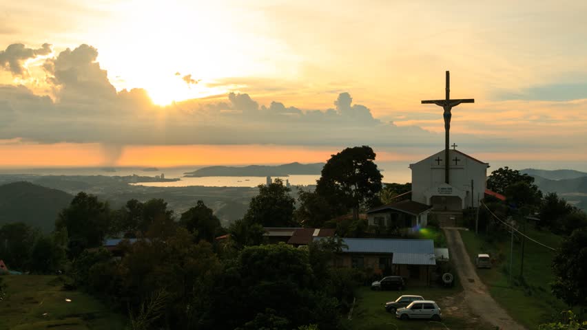 4k Resolution Time Lapse of  The cross on the background of cloud flow , Time lapse sunset cloud and cross