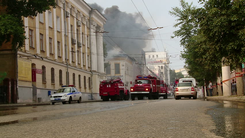 a large fire in a historic building in Kirov, Russia