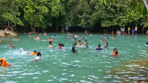 People having fun at the warm water streams Sa Morakot, Wildlive Sanctuary, Emerald Pool, Khao Pra, Bangkram Krabi, Thailand. Southeast Asia, 1. May 2015