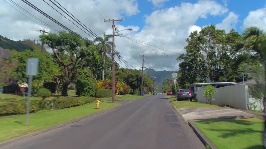 Manoa Road Honolulu Hawaii residential street