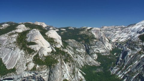 Half Dome and Yosemite pan from Glacier Point 