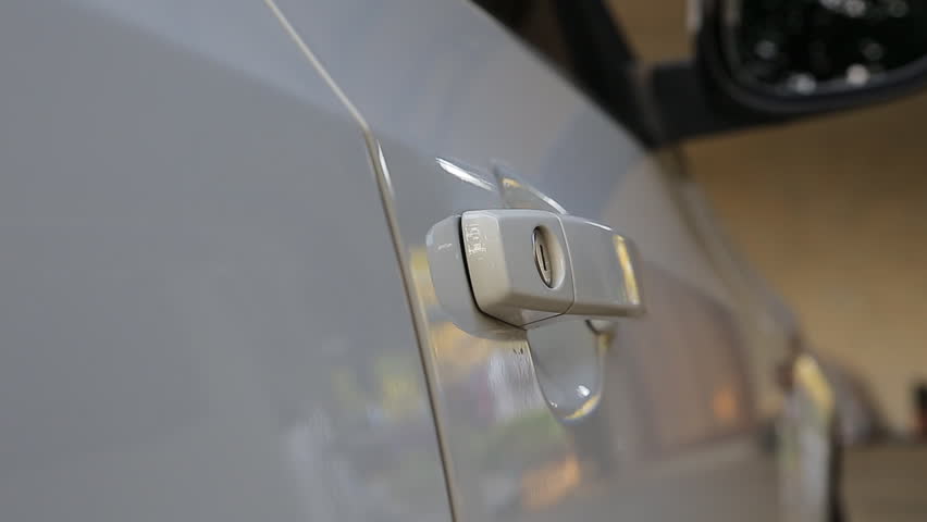 Opening car door. | Shutterstock HD Video #25275557