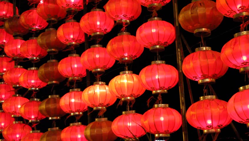 red chinese lamps