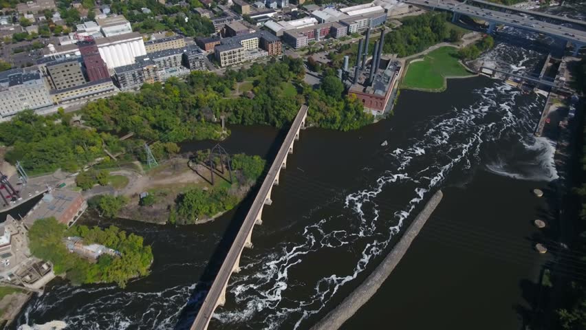 Aerial Minnesota Minneapolis September 2016 4K