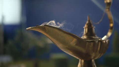 magic Aladdin oil lamp