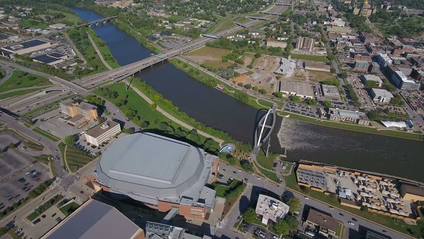 Aerial Iowa Des Moines September 2016 4K