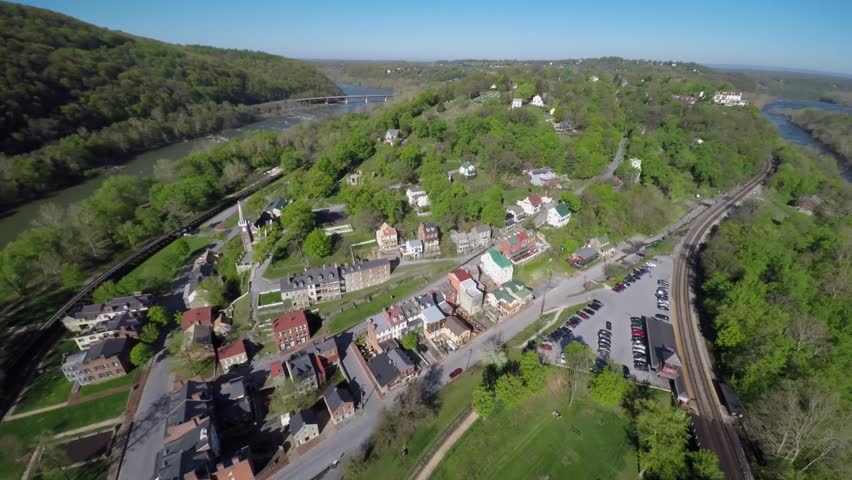 Harpers Ferry National Park is situated at the confluence of the Potomac & Shenandoah rivers where Maryland, Virginia and West Virginia meet. Known for John Brown