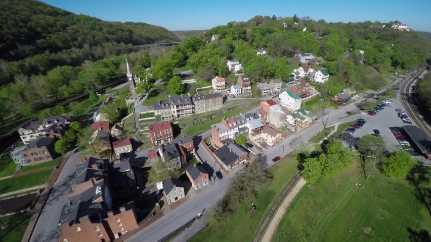 Harpers Ferry National Park is situated at the confluence of the Potomac & Shenandoah rivers where Maryland, Virginia and West Virginia meet. Known for John Brown