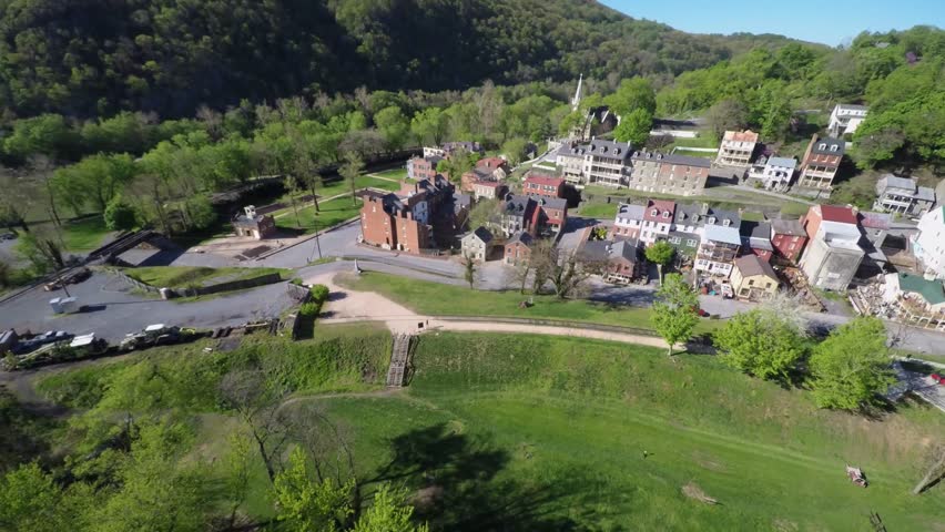 Harpers Ferry National Park is situated at the confluence of the Potomac & Shenandoah rivers where Maryland, Virginia and West Virginia meet. Known for John Brown