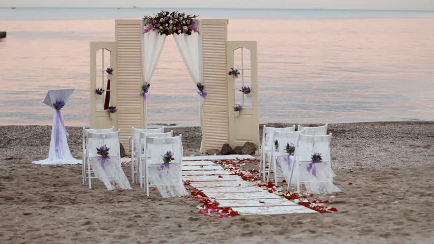 beautiful ceremonial arch by the sea
