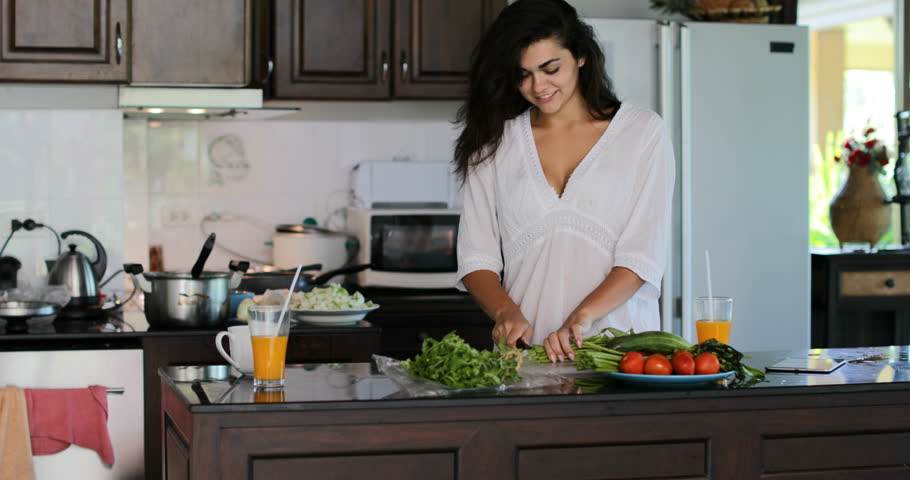 girl kitchen cooking