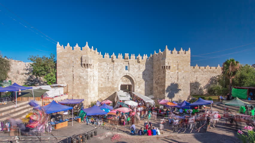 The Damascus Gate timelapse hyperlapse is one of the most crowded city exits, because behind it hides the local market n Jerusalem.