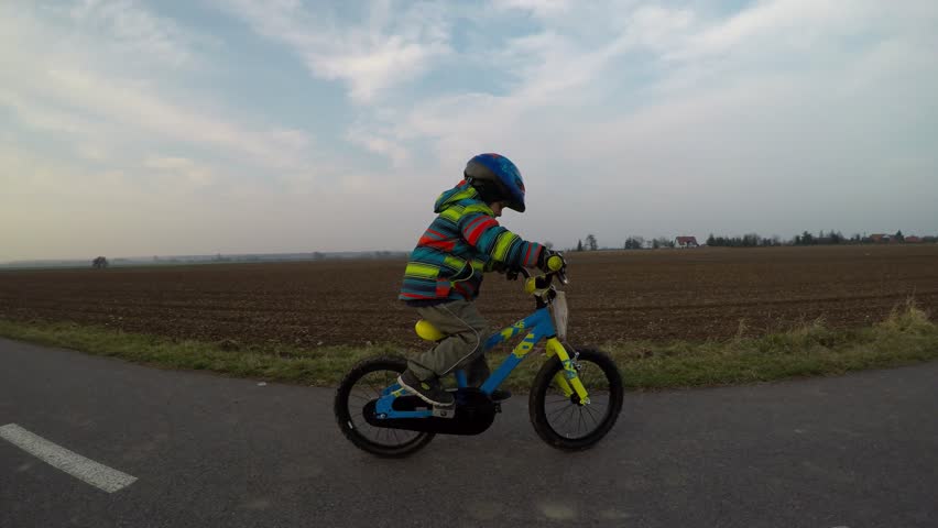 cycle little boy