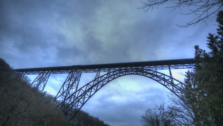 Timelapse MÃ¼ngstener Bridge