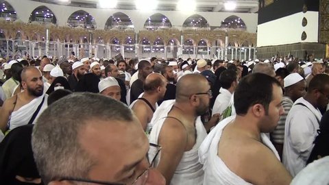Mecca , Saudi Arabia, september 2016., Muslim pilgrims from all the world near Kaaba, days of hajj
