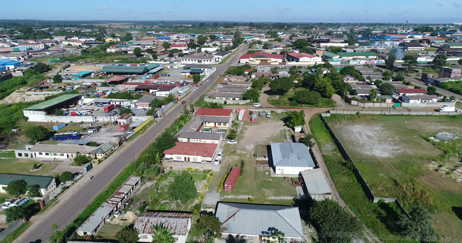 Just after the rainy season, everything is nice and green