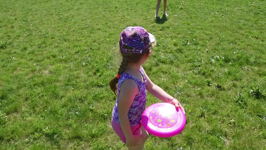 family games on the meadow