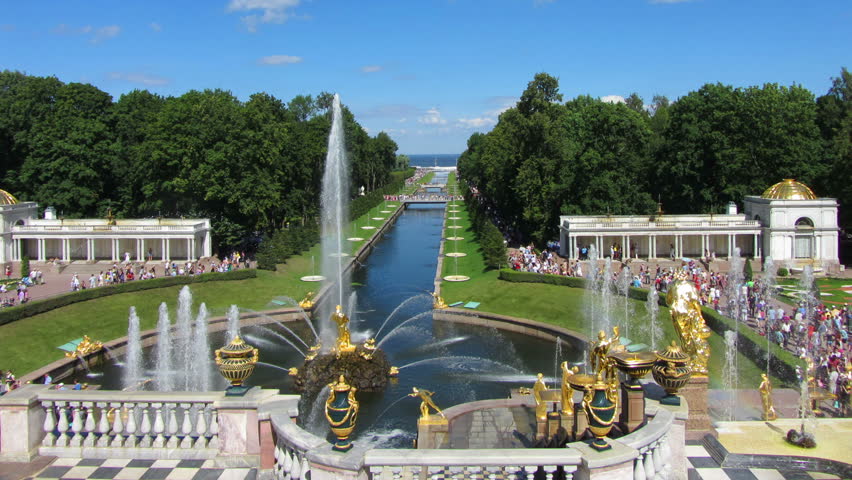 famous petergof fountains in St. Petersburg Russia - timelapse