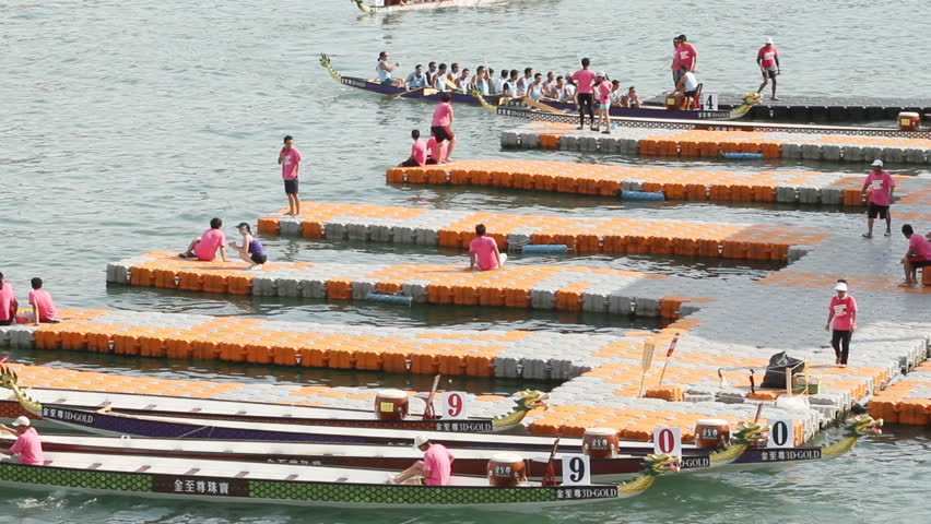 HONG KONG - JUNE 18: Time lapse of Hong Kong International Dragon Boat Races.