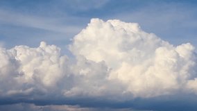 1920x1080 25 Fps Very Nice Cumulus Calvus Clouds Time-Lapse Video.
