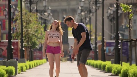 фотографии на прогулке в одиночестве. You walking at the moment. девушка на прогулке. You walking at the moment. бенджамин уокер и тереза палмер выбор.