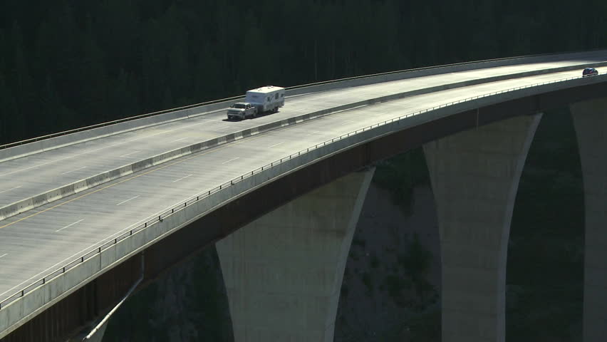 RV traffic on a high bridge