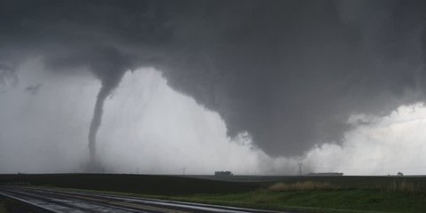 Dual tornadoes strike near Wakefield, Nebraska