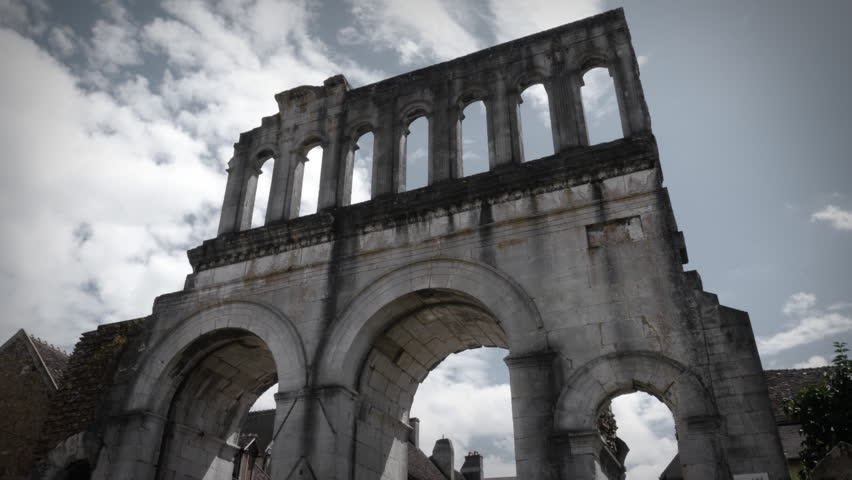 Timelapse of an ancient Roman aquaduct in Autun, France.