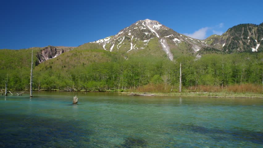 Kamikochi, Taiho-ike pond and Mt. Yakedake