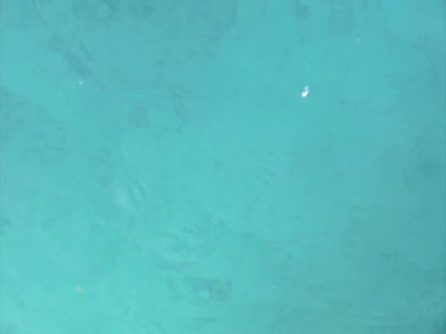 Crater Lake High Speed 120fps 03 Slow Motion Boat Shot Lake bottom seen through water