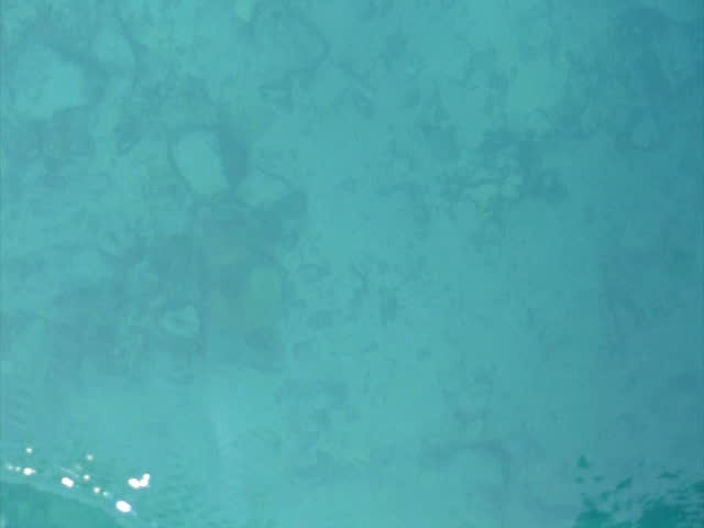 Crater Lake High Speed 120fps 02 Slow Motion Boat Shot Lake bottom seen through water