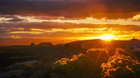 Beautiful colorful sunset in Eyrarbakki, Iceland. 4K UHD timelapse. – Stockvideo