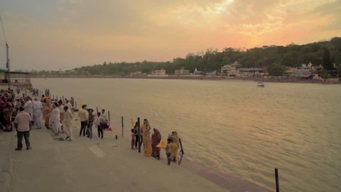 Piligrims on Ganges river