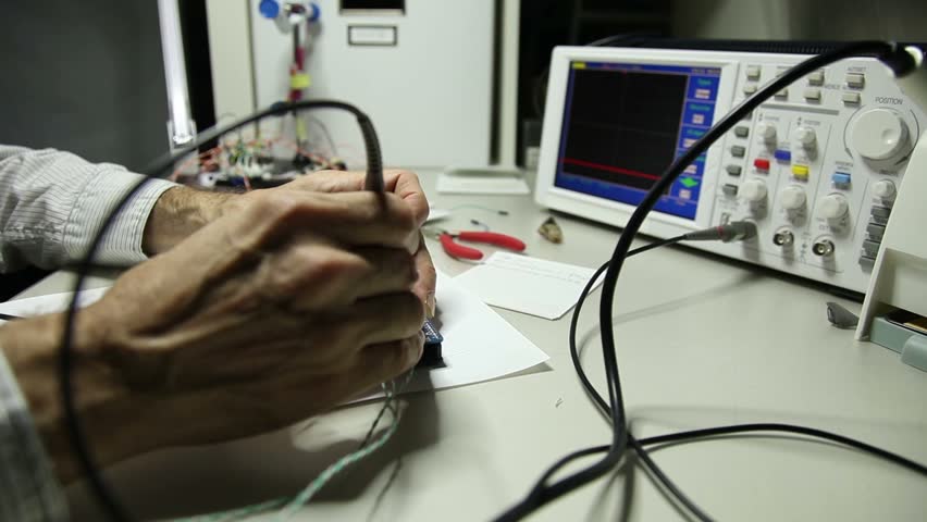 Electronic circuit testing 
