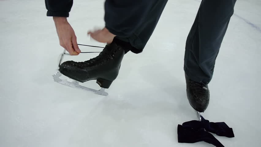 mens black figure skates