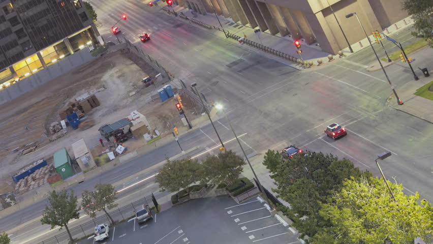 DALLAS, TEXAS, USA, SEP 9, 2011:Timelapse of Downtown Traffic in Dallas through