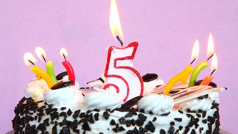 Happy Birthday Cake With Candles Video De Stock 100 Libre De Droit Shutterstock Happy Birthday Cake With Candles Video De Stock 100 Libre De Droit Shutterstock