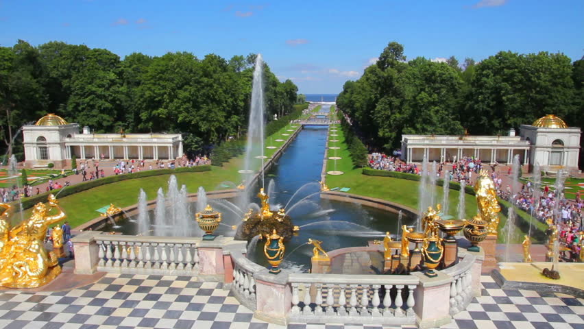 famous petergof fountains in St. Petersburg Russia - timelapse