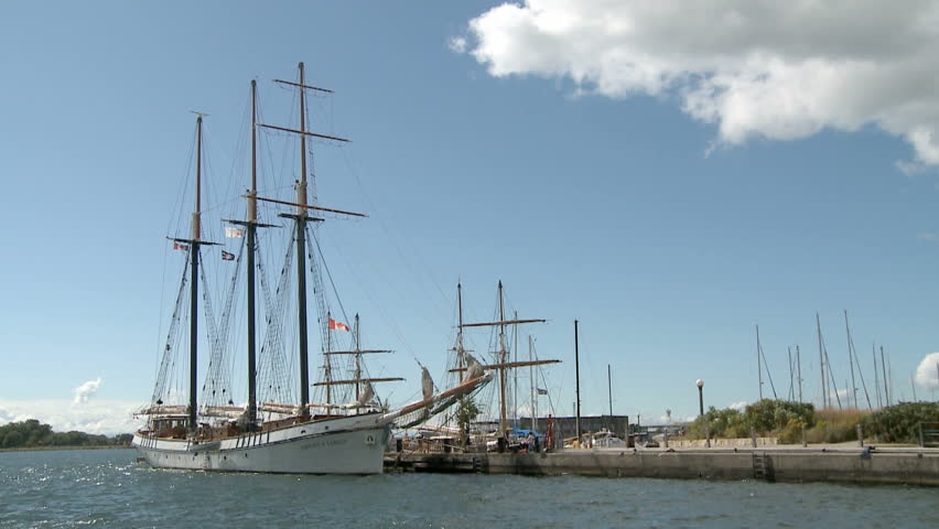 TORONTO, CANADA - SEP 16: Tall sailing ship with three masts moored in Toronto