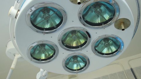 Medical ceiling lamp in operating room