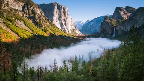 Time Lapse - Moving Fog at  Yosemite National Park