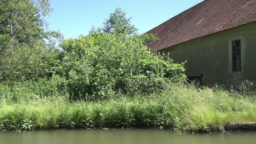 Pan from inlet channel to inlet building of a small hydroelectric power station