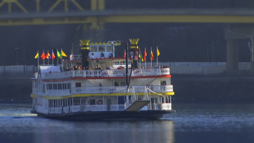 The Gateway Clipper riverboat turns.