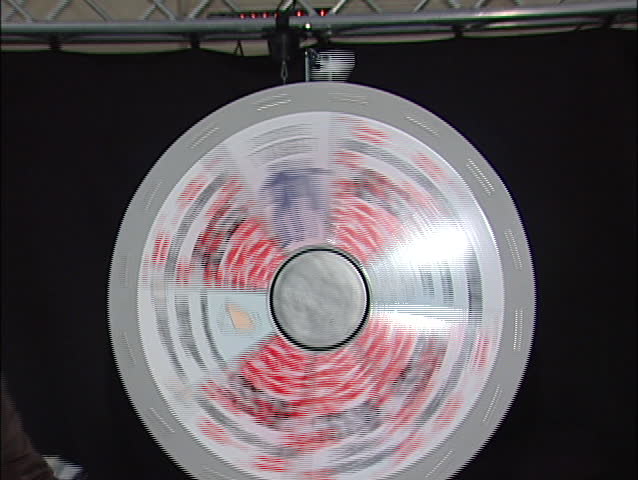 Spinning wheel - bride and groom kiss